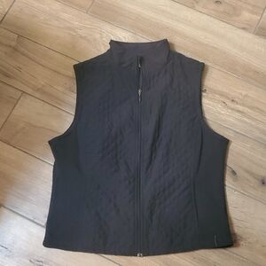 Columbia Women's Black Quilted Vest Size Medium
